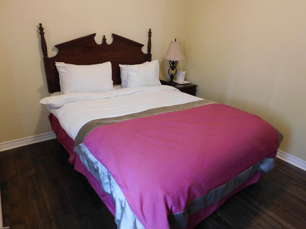מונטריאול Hotel A2K מראה חיצוני תמונה